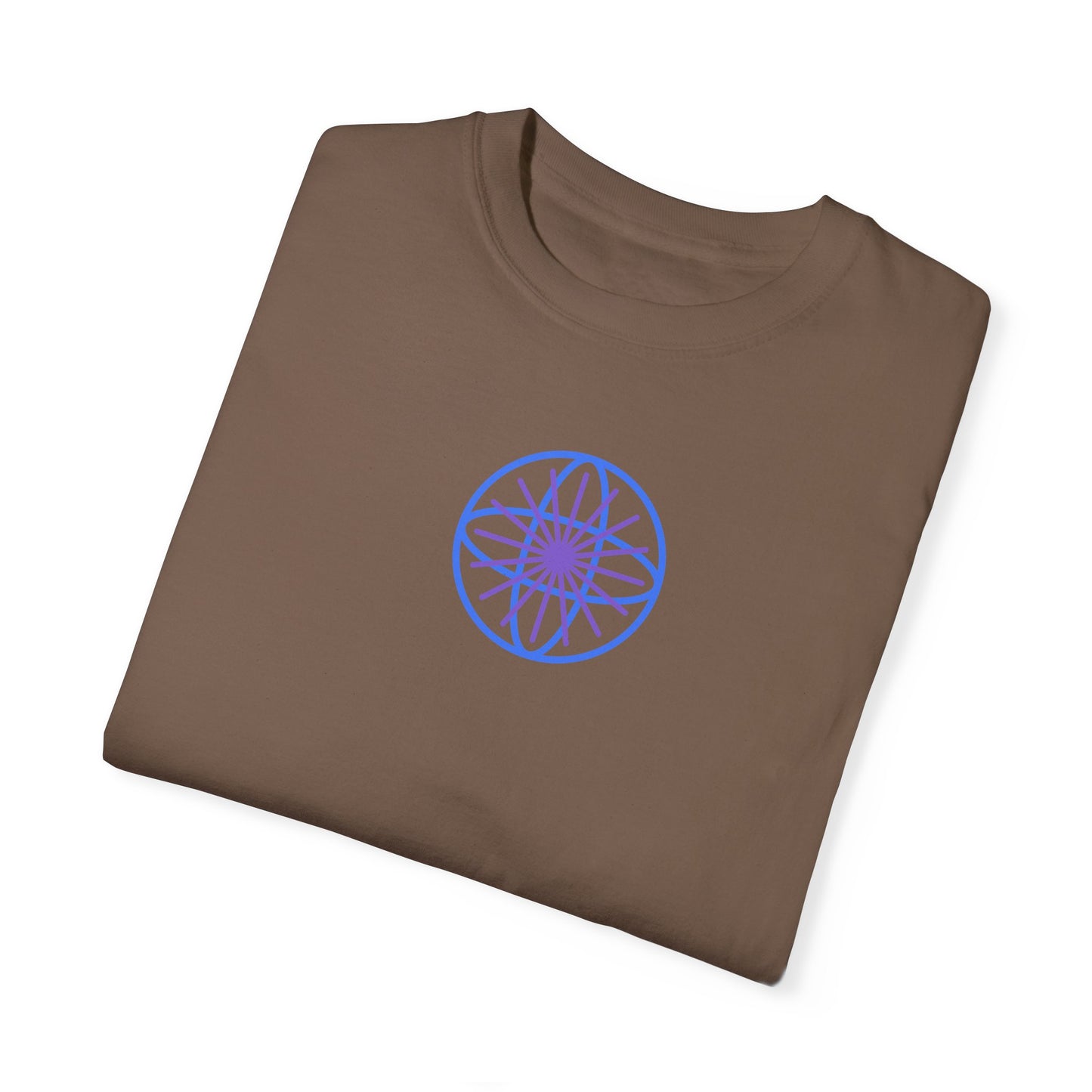 Unisex Garment-Dyed T-Shirt with Geometric Design - Trendy Casual Wear